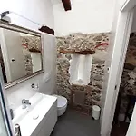 Hemingway House Bed & Breakfast 2*