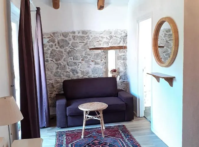 Hemingway House 2* Kobarid