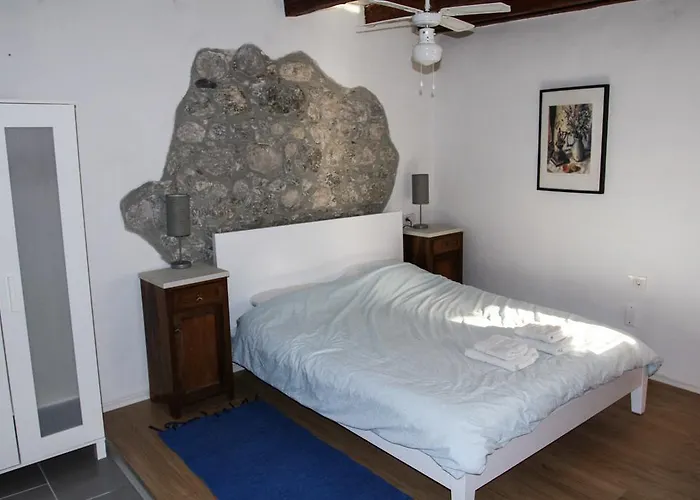 Hemingway House Bed and breakfast