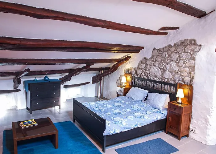 Hemingway House 2* Kobarid